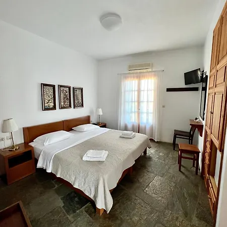 Hotel Antheia 2*